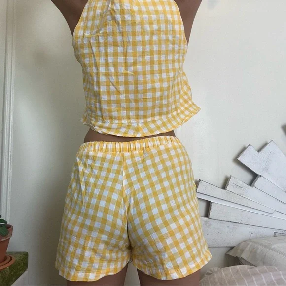 Yellow Gingham Shorts Two Piece - Picture 4 of 4